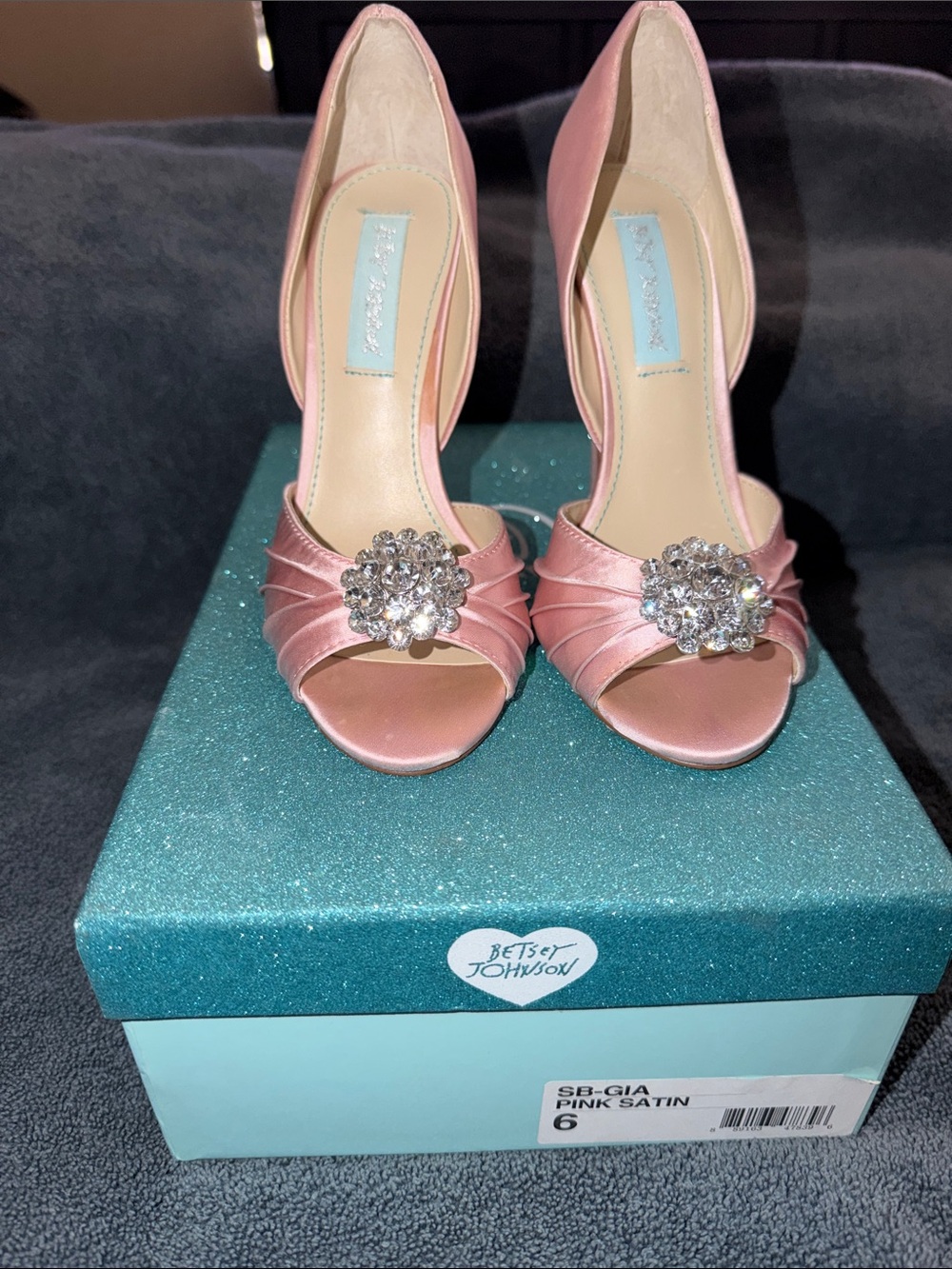 Betsey Johnson Rose Pink Satin Crystal Brooch Peep-Toe Heels